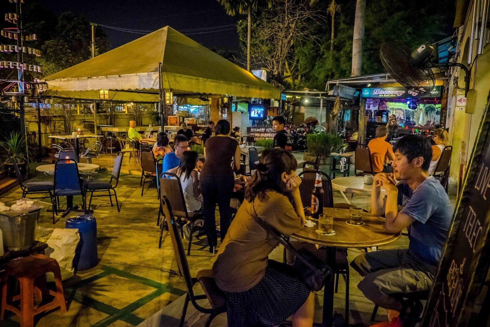 Discovery Cafe And Guesthouse Malacca Екстериор снимка