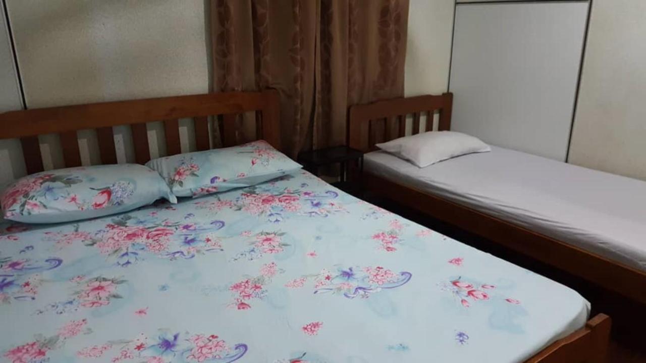 Discovery Cafe And Guesthouse Malacca Екстериор снимка