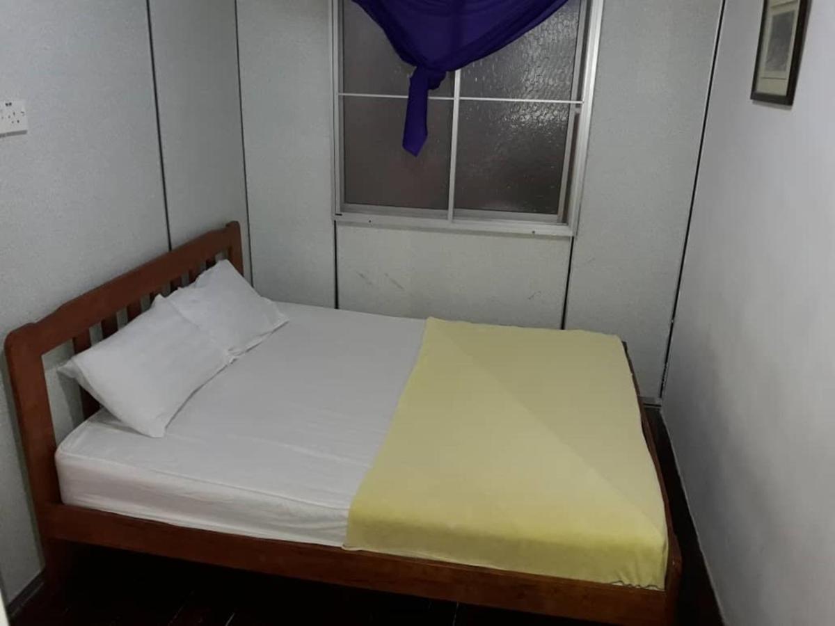 Discovery Cafe And Guesthouse Malacca Екстериор снимка