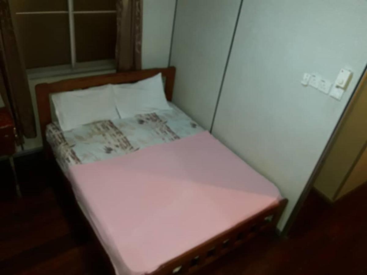 Discovery Cafe And Guesthouse Malacca Екстериор снимка